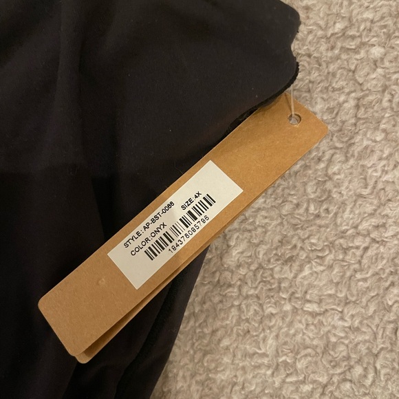 Skims Bodysuit - Picture 3 of 3